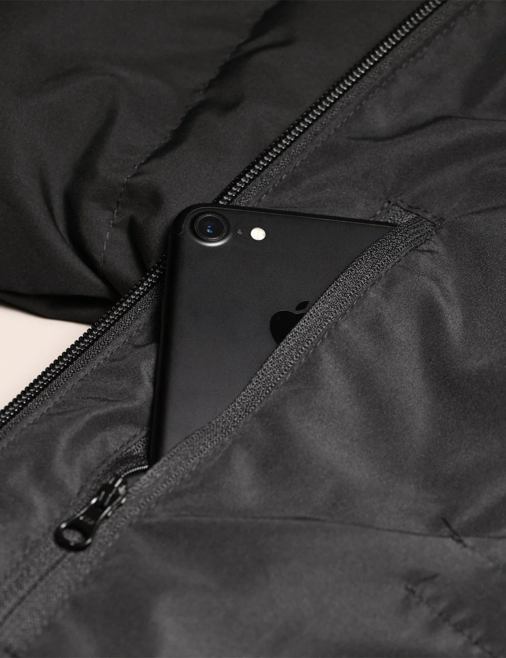(Open-box) Men's Heated Down Jacket - Black (Battery Set Not Included) - Image 7