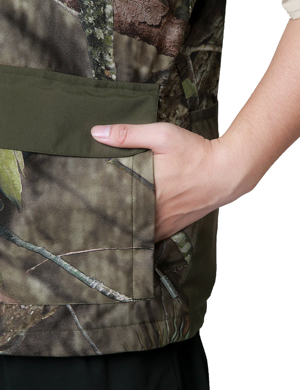 (Open-box) Men's Heated Hunting Vest - Camouflage, Mossy OakĀ® Country DNA Pattern (Battery Set Not Included) - Image 6